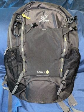 Skysper LANTC 30 Black Backpack with Yellow Accents